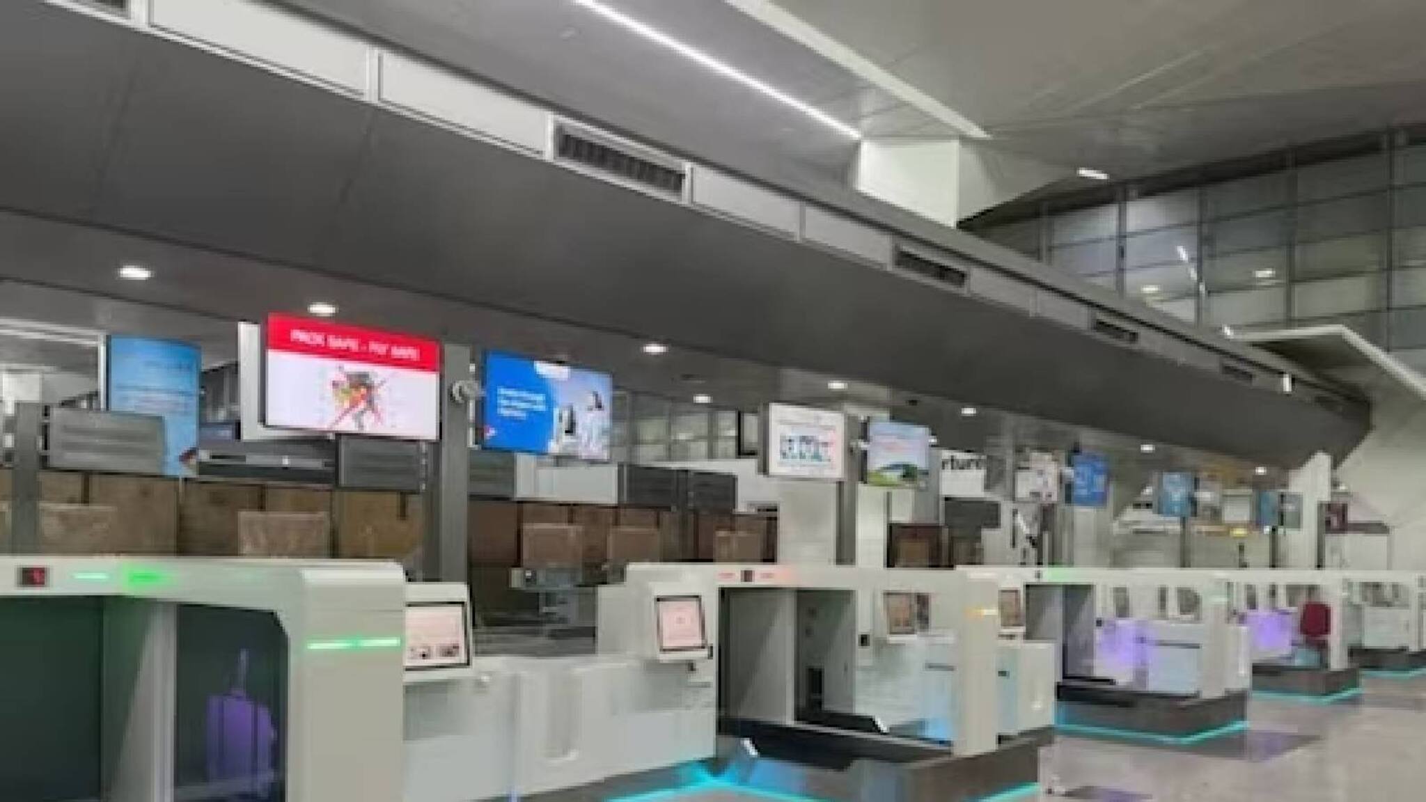 സെൽഫ് ബാഗേജ് ഡ്രോപ്പ് സൗകര്യവുമായി ഇന്ദിരാഗാന്ധി അന്താരാഷ്ട്ര വിമാനത്താവളം; കാത്തിരിപ്പു സമയം കുറയും