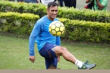 എന്താ ഉദ്ദേശം? ധോണി ഫുട്ബോൾ കളിയ്ക്കാൻ പോണോ അതോ മെസി ക്രിക്കറ്റ് കളിയ്ക്കാൻ വരണോ?