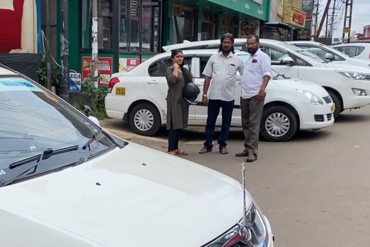 വളാഞ്ചേരിയിൽ മഞ്ഞ മഴ! കൗതുകവും ആശങ്കയുമായി പ്രദേശവാസികൾ