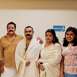 'താരജാഡകളില്ലാത്ത മനുഷ്യസ്നേഹി'; സൂപ്പർ താരത്തിനോടൊപ്പം കുടുംബം; സന്തോഷം പങ്കുവച്ച്  നടൻ ഷാജു ശ്രീധർ