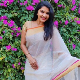 സീരിയലിൽ മൊട്ടിട്ട പ്രണയം; അർധരാത്രിയിൽ ഭർത്താവിനെതിരെ പോലീസ് പരാതിയുമായി നടി രചിത