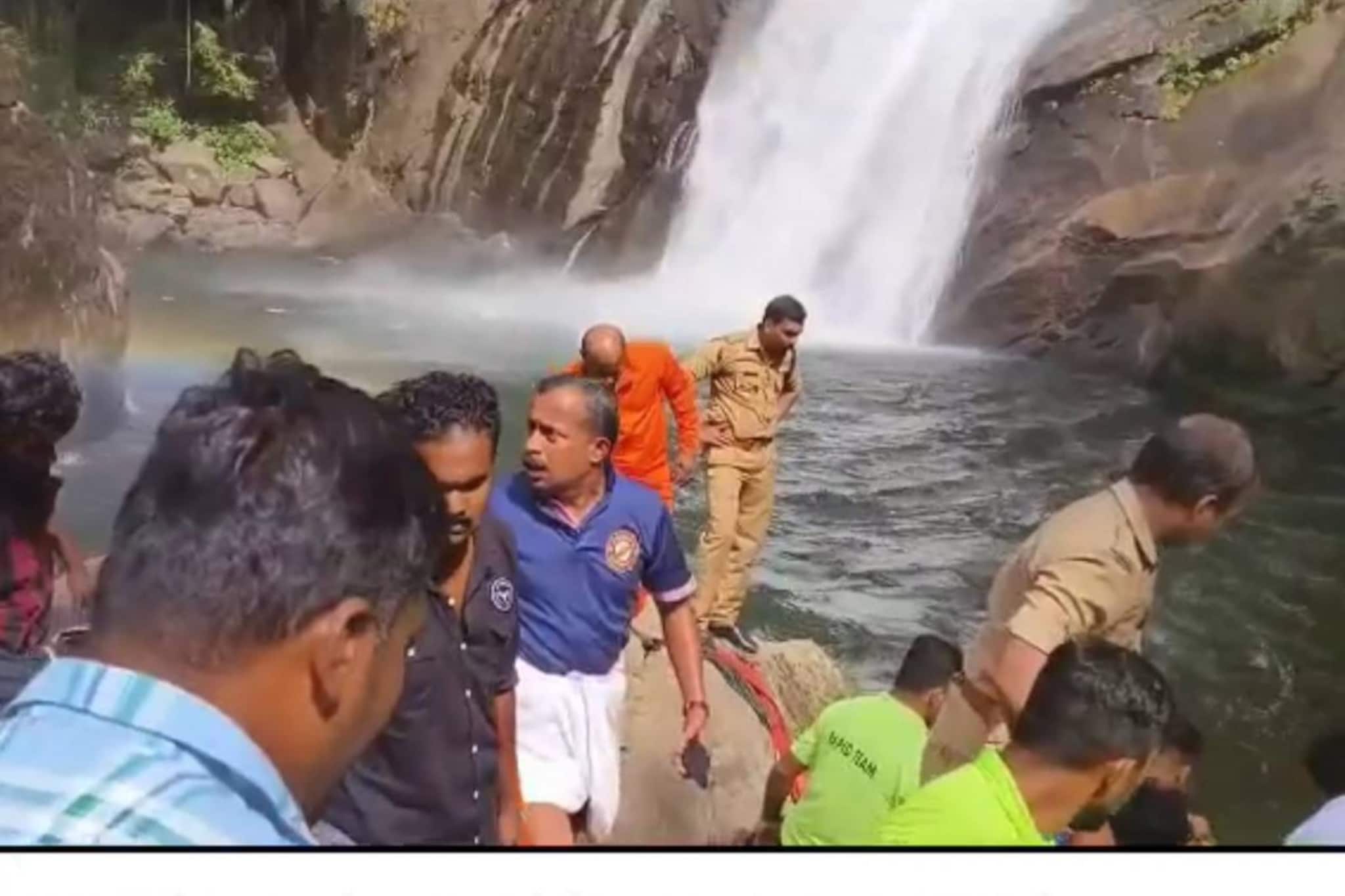 കോട്ടയം മാര്‍മല അരുവിയില്‍ കുളിക്കാനിറങ്ങിയ വിനോദസഞ്ചാരി മുങ്ങി മരിച്ചു