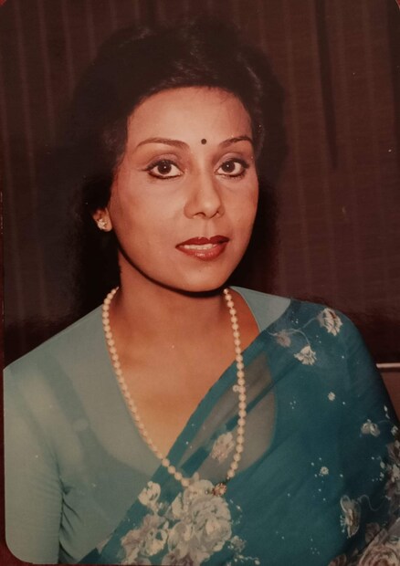 ദേശീയ മാധ്യമരംഗത്ത് വ്യക്തിമുദ്ര പതിപ്പിച്ച അവര്‍ 1971-ലാണ് ദൂരദര്‍ശനില്‍ ചേരുന്നത്. ഒരു കാലത്ത് സിനിമാ താരങ്ങളേക്കാളേറെ ആരാധകരുള്ള മാധ്യമപ്രവര്‍ത്തകയായിരുന്ന ഗീതാഞ്ജലി അയ്യര്‍ മികച്ച വാര്‍ത്ത അവതാരകയ്ക്കുള്ള പുരസ്‌കാരം 4 തവണ നേടിയിട്ടുണ്ട്.