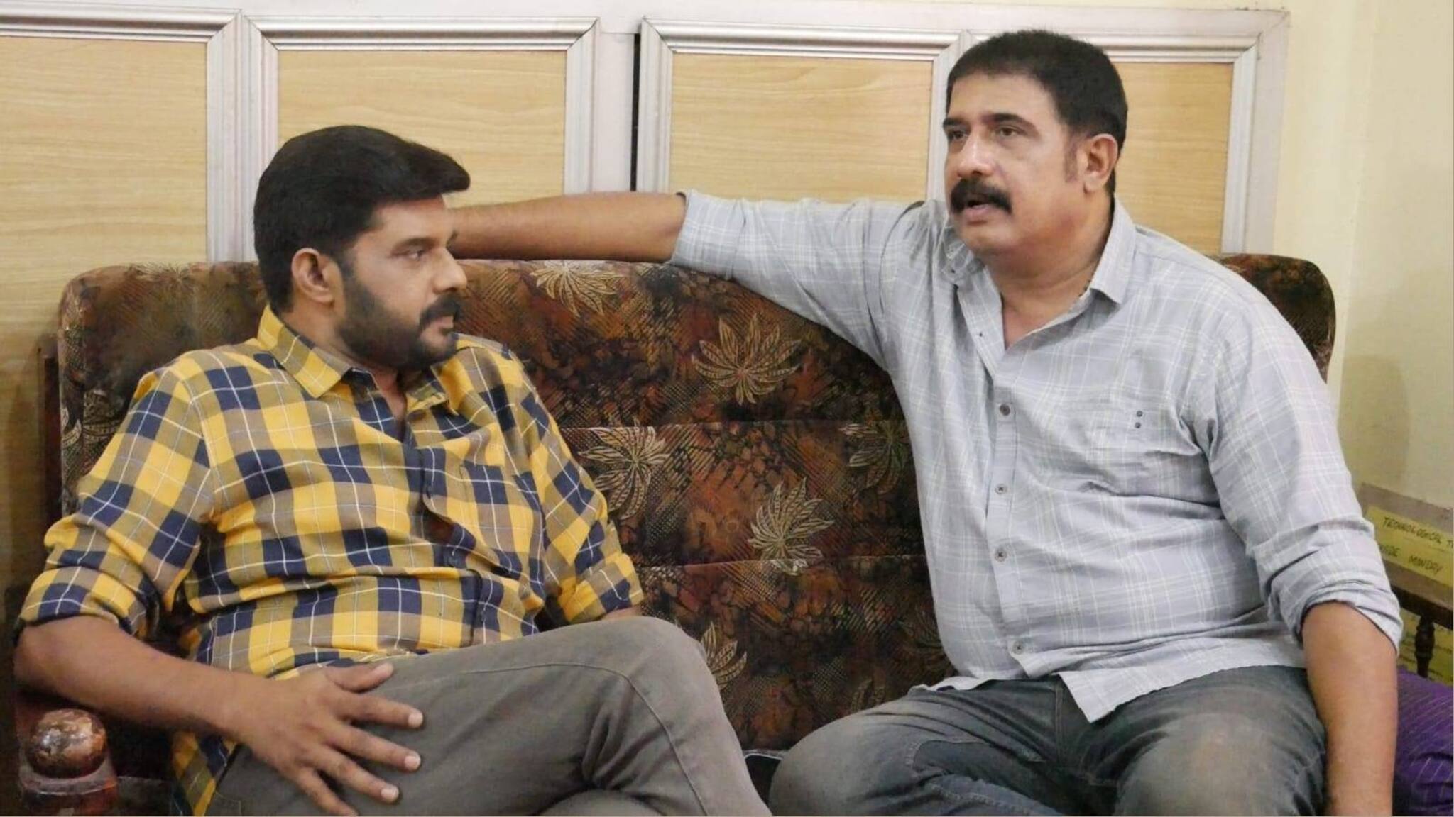 കൃഷ്ണ കൃപാസാഗരം: വീടിനെ നെഞ്ചോടു ചേർക്കുന്ന എയർ ഫോഴ്സ് ഉദ്യോഗസ്ഥനായി ജയകൃഷ്ണൻ