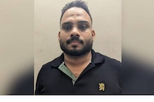 ഉള്‍വസ്ത്രത്തിനകത്ത് സ്വര്‍ണം തേച്ച് പിടിപ്പിച്ച് കടത്താന്‍ ശ്രമം; കരിപ്പൂരില്‍ ഒരാള്‍ പിടിയില്‍