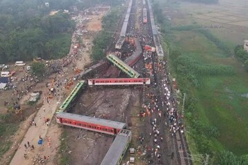 ഒഡീഷയിലേത് സമീപകാലത്തെ രാജ്യത്തെ ഏറ്റവും വലിയ ട്രെയിനപകടം; നടുക്കുന്ന കാഴ്ചകൾ ഒഡീഷയിലേത് സമീപകാലത്തെ രാജ്യത്തെ ഏറ്റവും വലിയ ട്രെയിനപകടം; നടുക്കുന്ന കാഴ്ചകൾ