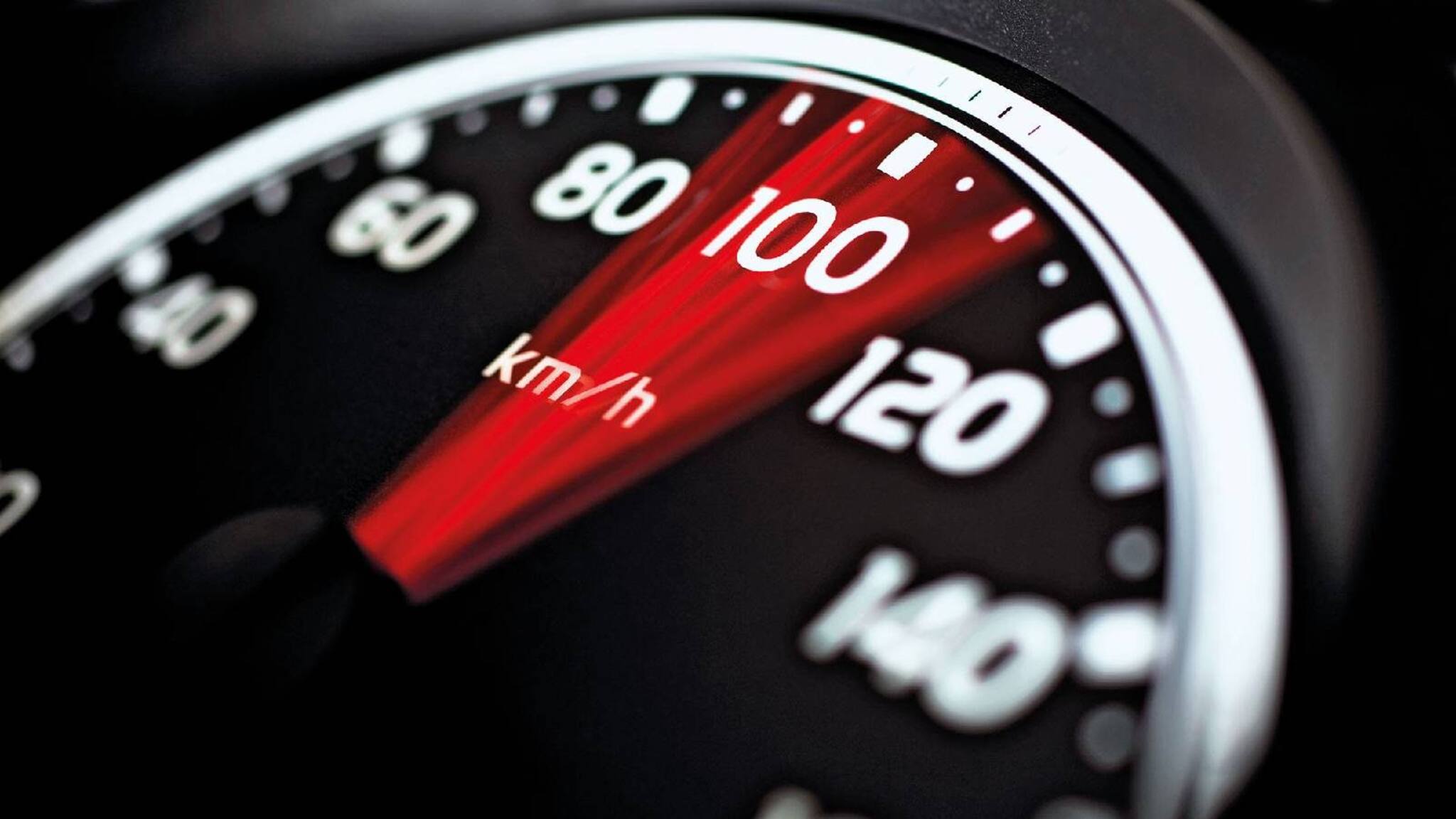 സംസ്ഥാനത്ത്  വാഹന വേഗപരിധി പുതുക്കി; ടൂവീലർ 60 കി.മീ; സ്കൂള്‍ ബസിന് 50 കി.മീ