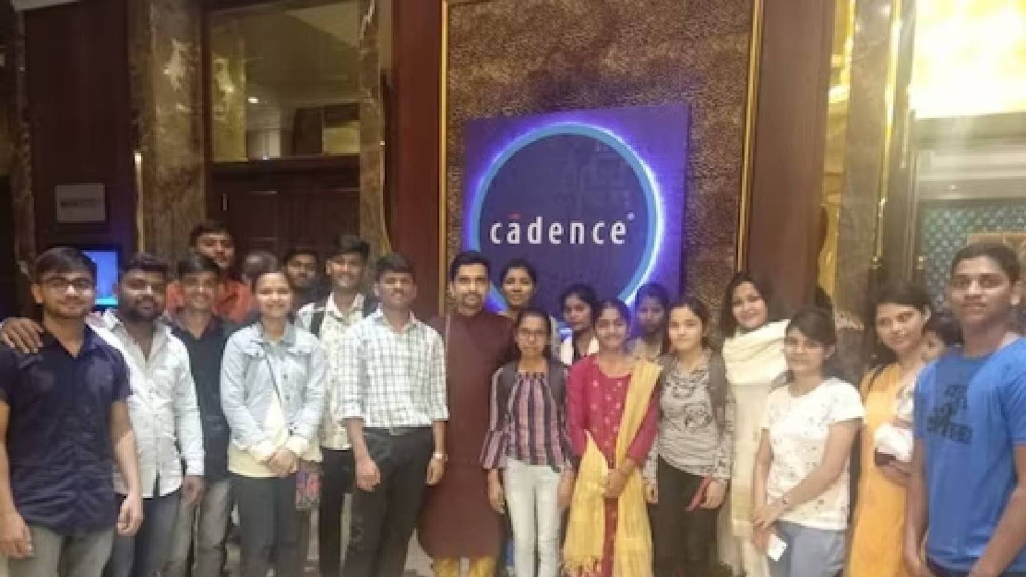 സാമ്പത്തിക ബുദ്ധിമുട്ടുകൾക്കിടെയും എൻട്രൻസ് വിജയവും കാനഡ യൂണിവേഴ്സിറ്റി ഇന്റേൺഷിപ്പും; 23കാരിയുടെ വിജയകഥ