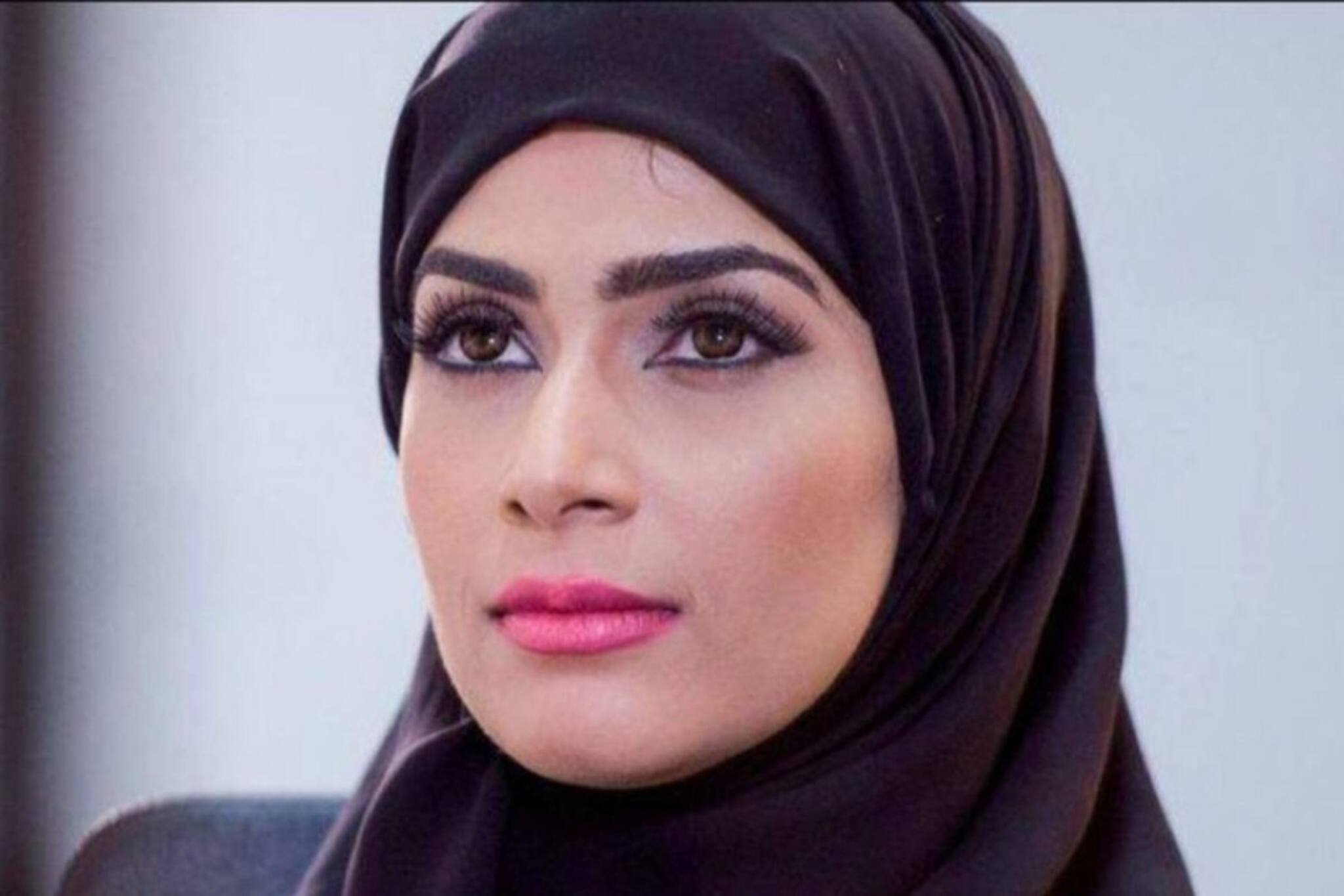 ഒമാൻ കവയിത്രി ഹിലാല അൽ ഹമദാനി നിര്യാതയായി