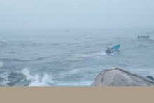 തിരുവനന്തപുരം മുതലപ്പൊഴിയിൽ ഒരു മൃതദേഹം കണ്ടെത്തി; രണ്ട് പേർക്കായി തിരച്ചിൽ തുടരുന്നു