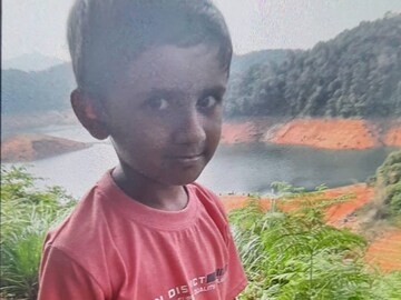 കൗശിക്  കൗശിക്