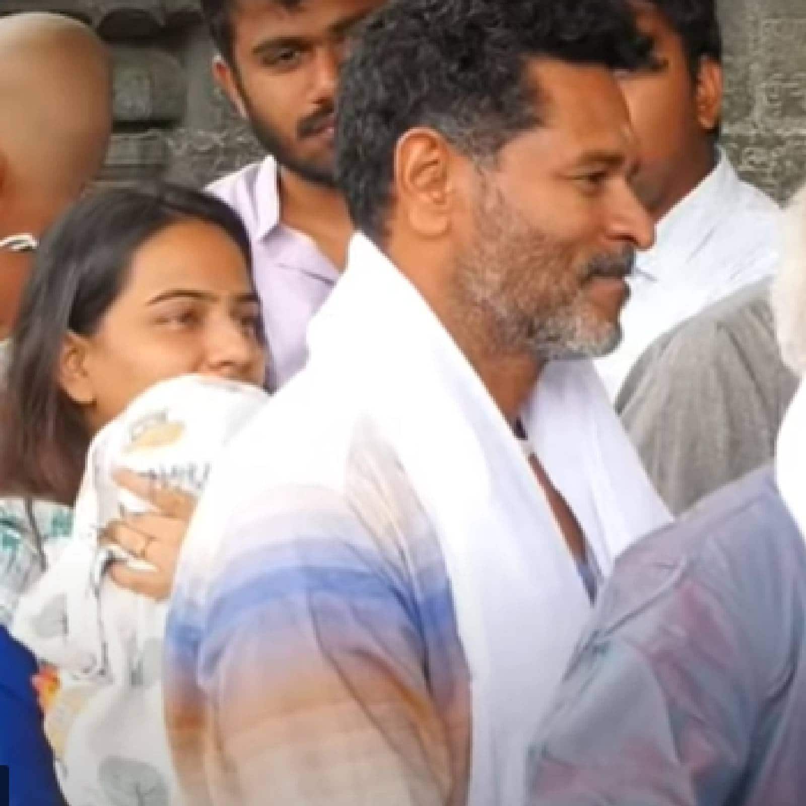 മകൾക്ക് പ്രഭുദേവ മുൻകാമുകിയുടെ പേര് നൽകിയോ? താരവും ഭാര്യയും കുഞ്ഞുമായി