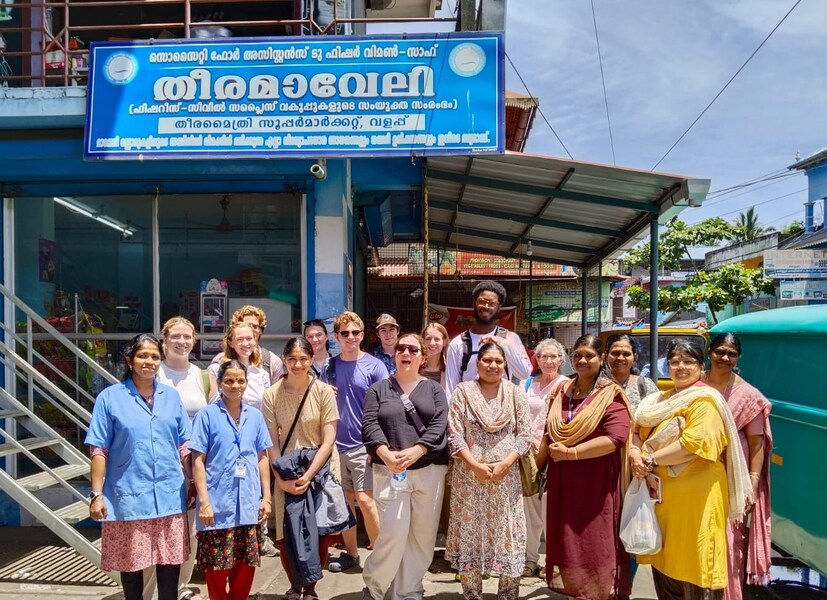  സിഎംഎഫ്ആർഐ-എംഎസ്‌യു പരസ്പര സഹകരണത്തിന്റെ ഭാഗമായി ഇത് മൂന്നാം തവണയാണ് എംഎസ്‌യു വിദ്യാർത്ഥികൾ സിഎംഎഫ്ആർഐയിലെത്തുന്നത്. മത്സ്യമേഖലയ്ക്ക പുറമെ, കേരളത്തിലെ ത്രിതല പഞ്ചായത്ത് ഭരണ സംവിധാനം ​ഗ്രാമവികസനം എന്നിവയും വിദ്യാർത്ഥികൾ പഠനവിധേയമാക്കി. ഇതിനായി എളങ്കുന്നപ്പുഴ, കുമ്പളങ്ങി, ചെല്ലാനം പഞ്ചായത്തുകളുടെയും കൊച്ചി ന​ഗരസഭയുടെയും പ്രവർത്തനങ്ങൾ മനസ്സിലാക്കി.