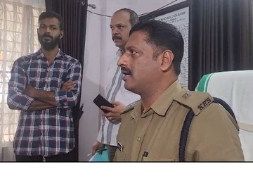 നൗഷാദ് തൊടുപുഴ ഡിവൈഎസ്പി ഓഫീസില്‍