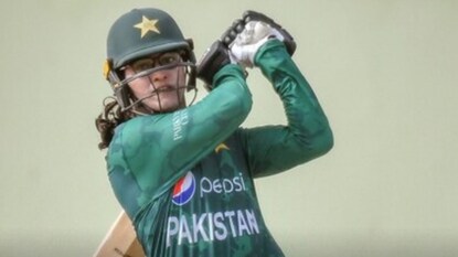 ആയിഷ നസീം ആയിഷ നസീം