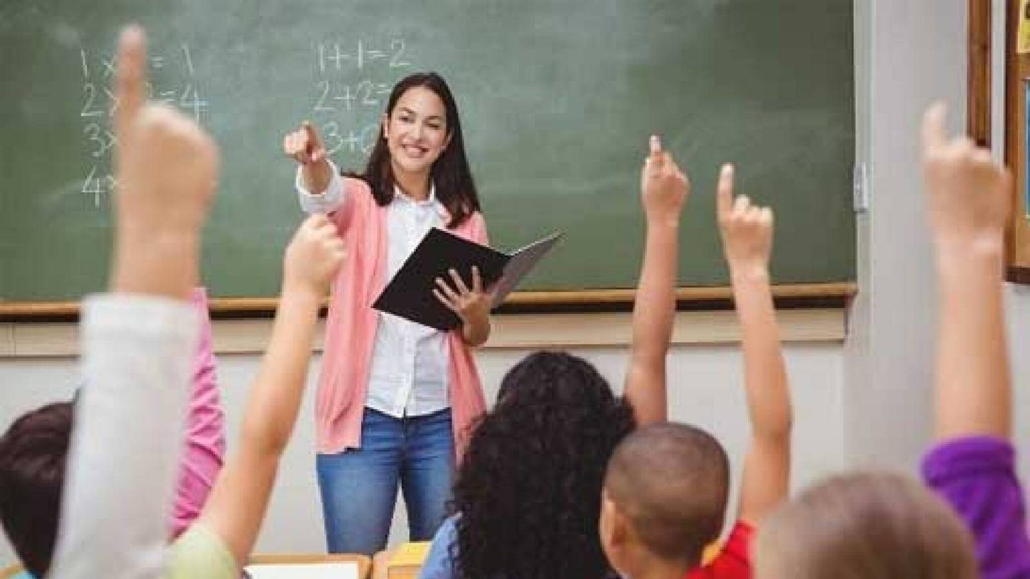 പ്രൈമറി സ്കൂൾ അധ്യാപകരാകണോ ? ഡിപ്ലോമ ഇൻ എലമെന്ററി എജുക്കേഷൻ (D.El.Ed.) പഠിക്കാം