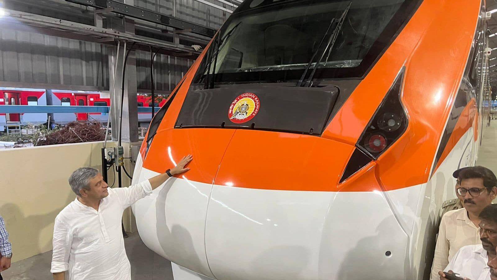 Vande Bharat Train 