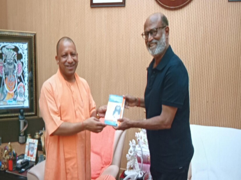  'ജയിലർ' എന്ന സിനിമ കാണാൻ എനിക്കും അവസരം ലഭിച്ചു. രജനികാന്തിന്റെ പല സിനിമകളും ഞാൻ മുന്‍പ് കണ്ടിട്ടുണ്ട്, അത്രയും കഴിവുള്ള നടനാണ് അദ്ദേഹം, സിനിമയിൽ കാര്യമായ ഉള്ളടക്കം ഇല്ലെങ്കിലും തന്റെ പ്രകടനം കൊണ്ട് അദ്ദേഹം ചിത്രത്തിന്റെ പ്രാധാന്യം വർദ്ധിപ്പിക്കുന്നു," ഉപമുഖ്യമന്ത്രിയെ ഉദ്ധരിച്ച് പിടിഐ പറഞ്ഞു.