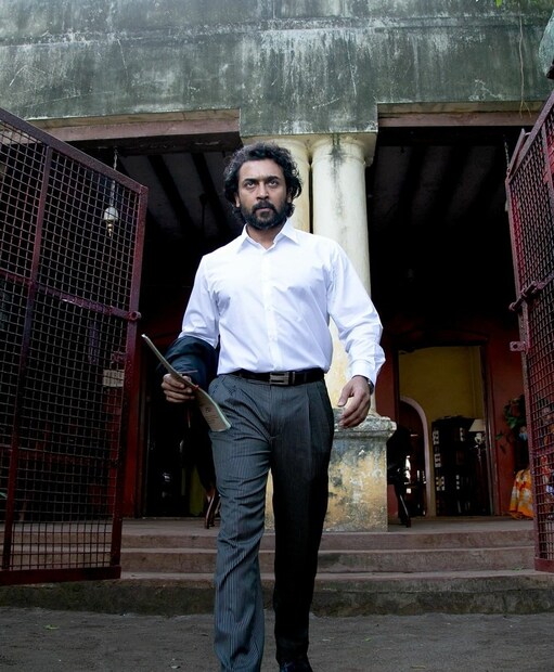  കഴിഞ്ഞ വർഷം, സൂര്യ നായകനായ സൂരൈര് പോട്ര് പ്രധാന അവാർഡുകളെല്ലാം നേടിയിരുന്നു. മികച്ച നടൻ, മികച്ച നടി, മികച്ച സിനിമ, മികച്ച സംവിധായകൻ, മികച്ച സംഗീത സംവിധായകൻ തുടങ്ങിയവയ്ക്കുള്ള ദേശീയ പുരസ്കാരമെല്ലാം സ്വന്തമാക്കിയത് സൂരൈര് പോട്രിനായിരുന്നു.