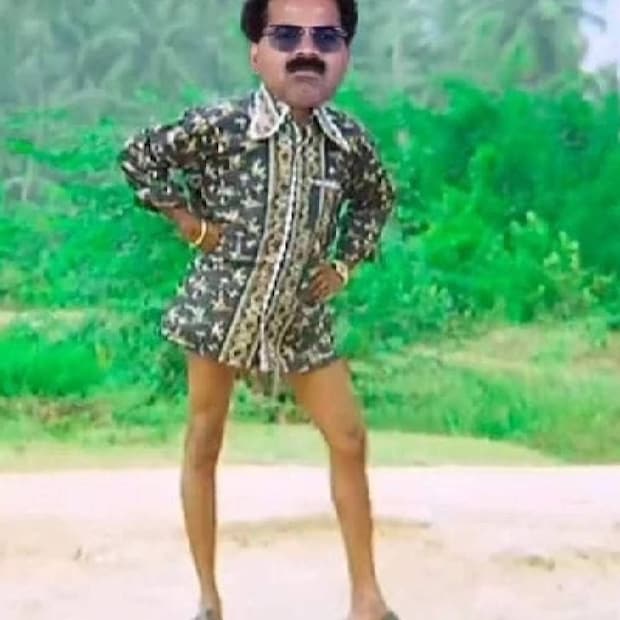  ദിലീപിൻരെ തിളക്കം സിനിമയിൽ പാന്റിടാതെ വഴിവക്കിൽ നിൽക്കുന്ന ഹരിശ്രീ അശോകന്റെ മുഖത്തിന് പകരം വിനയ് ഫോർട്ടിന്റെ മുഖം ഫിറ്റ് ചെയ്തതാണ് ഒരു ട്രോൾ.