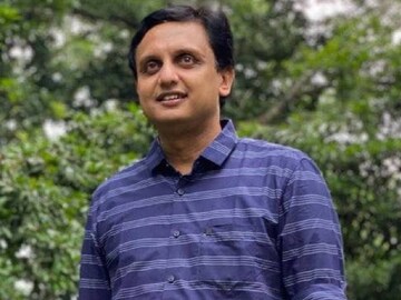 മുഹമ്മദ് റിയാസ്  മുഹമ്മദ് റിയാസ്