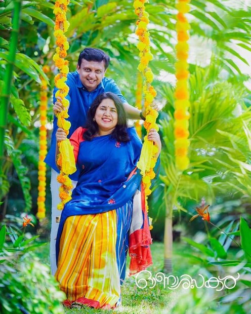  എല്ലാവർക്കും ഓണാശംസകൾ നേർന്നു മന്ത്രി പി.എ.മുഹമ്മദ് റിയാസ് സമൂഹമാധ്യമത്തിൽ പങ്കുവച്ച കുടുംബചിത്രം വൈറലാകുന്നു.