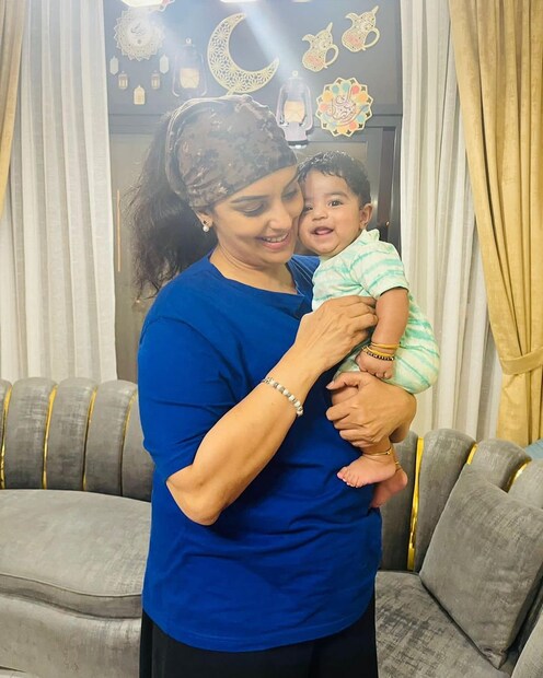  പേര് ഹംദാൻ ആസിഫ് അലി എന്ന് പറഞ്ഞാൽ ചിലർക്കെങ്കിലും മനസിലാകും. നടി ഷംന കാസിമിന്റെയും (Shamna Kasim) ബിസിനസുകാരൻ ഷാനിദ് ആസിഫ് അലിയുടെയും പൊന്നോമന മകനാണിത്