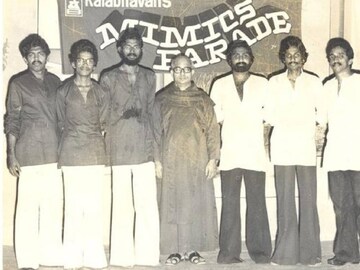 ആബേലച്ചനൊപ്പം സിദ്ധിഖും ലാലും സഹപ്രവർത്തകരും