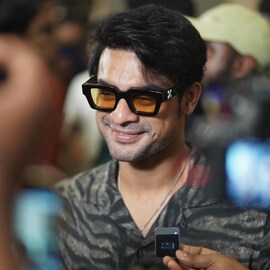 'ലാലേട്ടന്‍റെയും മമ്മൂക്കയുടെയും സ്ട്രാറ്റര്‍ജിയാണ് ഞാന്‍ കോപ്പിയടിക്കുന്നത്'; ടൊവിനോ തോമസ്