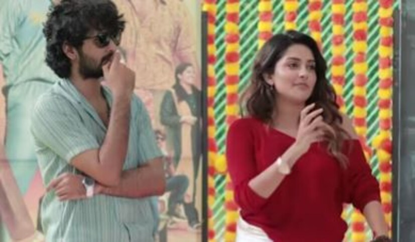  എന്നെ എന്‍റമ്മ സ്കൂളില്‍ പഠിക്കുമ്പോള്‍ പറഞ്ഞുവിടുന്നത് എന്തൊണെന്നുവച്ചാല്‍ ആര് കോഴിമുട്ട കാണിച്ച് വിളിച്ചാലും  കൂടെ പോകരുത് എന്നായിരുന്നു...അത് ഇപ്പോഴും പറയാറുണ്ട്. പക്ഷെ ഇതുവരെ ആരും അങ്ങനെ കോഴിമുട്ട കാണിച്ച് വിളിച്ചിട്ടില്ല'- മഹിമ  പറഞ്ഞു.