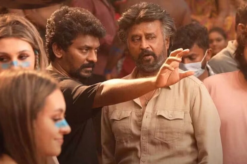  വ്യാഴാഴ്ചയാണ് ജയിലർ  തിയറ്ററ്റുകളിലെത്തിയത്. സംവിധായകൻ നെൽസൺ ദിലീപ് കുമാറിന്റേത് തന്നെയാണ് തിരക്കഥയും.  മോഹൻലാലിനും ശിവരാജ് കുമാറിനുമൊപ്പം രമ്യാ കൃഷ്ണൻ, ജാക്കി ഷ്രോഫ്, വിനായകൻ, വസന്ത് രവി, തമന്ന, യോ​ഗി ബാബു തുടങ്ങി വലിയ താരനിര  തന്നെ അണിനിരക്കുന്നു