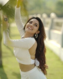 'മോളെ ആര് പുഴുങ്ങിയ മുട്ട കാണിച്ചാലും കൂടെ പോവരുത്'; നടി മഹിമ നമ്പ്യാരുടെ കുട്ടിക്കാലം കേട്ട് പൊട്ടിച്ചിരിച്ച് RDX