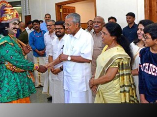 ഓണസദ്യ പിണറായി വിജയൻ