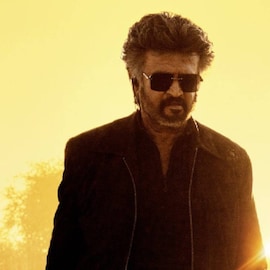 'ഞാൻ വീട്ടിലെ മതിൽ പൊളിച്ചു ഗേറ്റ് വലുതാക്കാൻ തുടങ്ങാണട്ടോ'; RDX പ്രൊഡ്യൂസറോട് ആന്റണി വര്ഗീസ് 'ഞാൻ വീട്ടിലെ മതിൽ പൊളിച്ചു ഗേറ്റ് വലുതാക്കാൻ തുടങ്ങാണട്ടോ'; RDX പ്രൊഡ്യൂസറോട് ആന്റണി വര്ഗീസ്
