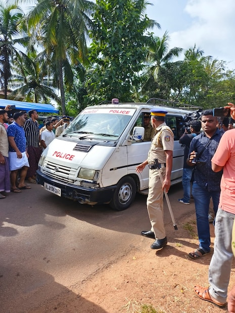 Sujitha Murder case, Thuvvur Sujitha Murder, Sujitha Murder, Youth Congress, Malappuram, Crime news, തുവ്വൂർ സുജിത കൊലപാതകം, തൂവ്വൂർ, യൂത്ത് കോൺഗ്രസ് മണ്ഡലം സെക്രട്ടറി വിഷ്ണു, missing kudumbashree worker murder, തുവ്വുർ സ്വദേശി സുജിത, Tuvvur murder, Thuvvur Murder,തുവ്വൂർ കൊലപാതകം, തുവ്വൂരിൽ യുവതിയുടെ മൃതദേഹം വീട്ടുവളപ്പിൽ, കാണാതായ യുവതിയുടെ മൃതദേഹം, പത്ത് ദിവസം മുമ്പ് കാണാതായ സുജിത, malappuram
