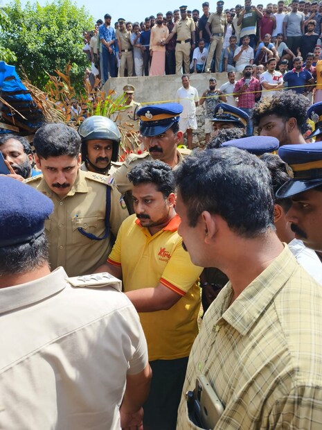 Sujitha Murder case, Thuvvur Sujitha Murder, Sujitha Murder, Youth Congress, Malappuram, Crime news, തുവ്വൂർ സുജിത കൊലപാതകം, തൂവ്വൂർ, യൂത്ത് കോൺഗ്രസ് മണ്ഡലം സെക്രട്ടറി വിഷ്ണു, missing kudumbashree worker murder, തുവ്വുർ സ്വദേശി സുജിത, Tuvvur murder, Thuvvur Murder,തുവ്വൂർ കൊലപാതകം, തുവ്വൂരിൽ യുവതിയുടെ മൃതദേഹം വീട്ടുവളപ്പിൽ, കാണാതായ യുവതിയുടെ മൃതദേഹം, പത്ത് ദിവസം മുമ്പ് കാണാതായ സുജിത, malappuram