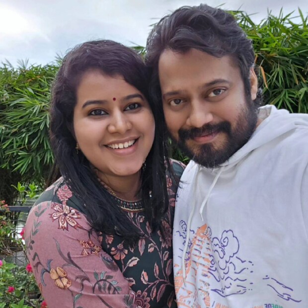  ഭാര്യ എലിസബത്ത് ഉദയനും ബാലക്കൊപ്പം പലപ്പോഴും സോഷ്യല്‍ മീഡിയയില്‍ സജീവമാണ്.