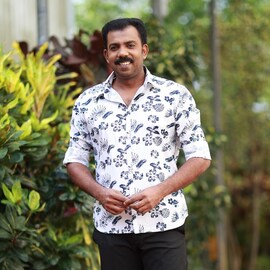 'ആക്ടർ ആയി എസ്റ്റാബ്ലിഷ് ചെയ്യാന് പോകുന്ന സിനിമ'; കണ്ണൂര് സ്ക്വാഡിലെ അസീസ് നെടുമങ്ങാടിനെ പ്രശംസിച്ച് മമ്മൂട്ടി 'ആക്ടർ ആയി എസ്റ്റാബ്ലിഷ് ചെയ്യാന് പോകുന്ന സിനിമ'; കണ്ണൂര് സ്ക്വാഡിലെ അസീസ് നെടുമങ്ങാടിനെ പ്രശംസിച്ച് മമ്മൂട്ടി