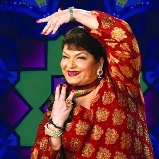  2020ൽ കൊറിയോഗ്രാഫർ സരോജ് ഖാന്റെ (Saroj Khan) ആകസ്മികമായ മരണം സിനിമാലോകത്തെയാകെ ഞെട്ടിച്ചിരുന്നു. 40 വർഷത്തിലേറെ നീണ്ട കരിയറിനുള്ളിൽ, ഒരിക്കലും തിരികെ നൽകാനാവാത്ത വിധത്തിൽ അവർ ഇന്ത്യൻ സിനിമാ ലോകത്തിന് സംഭാവന നൽകി. അവരുടെ പ്രശസ്തിയും ബോളിവുഡിലേക്കുള്ള മഹത്തായ സംഭാവനയും കണക്കിലെടുത്ത് ഒരു ജീവിത ചിത്രം അണിയറയിൽ പുരോഗമിക്കുകയാണ്