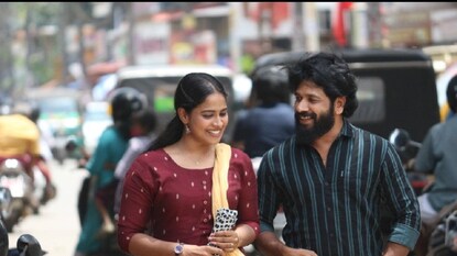 ആരോമലിന്റെ ആദ്യ പ്രണയം ആരോമലിന്റെ ആദ്യ പ്രണയം