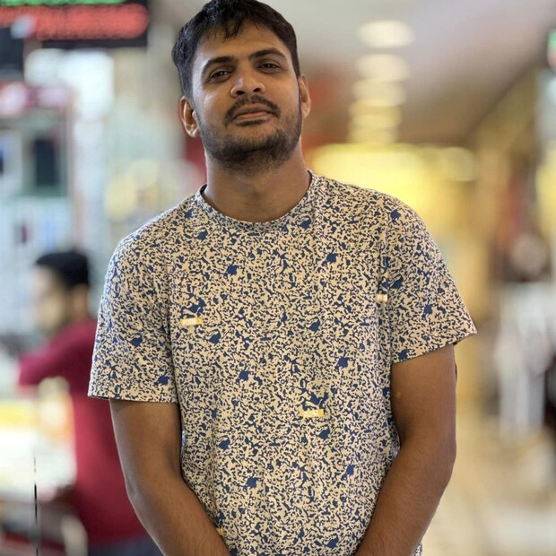  കൊച്ചി: സൗദി യുവതിയോട് അപമര്യാദയായി പെരുമാറിയെന്ന പരാതിയിൽ പൊലീസ് കേസെടുത്തതിന് പിന്നാലെ പ്രതികരണവുമായി വ്ലോഗർ 'മല്ലുട്രാവലര്‍' എന്ന ഷക്കീർ സുബാൻ. ഫേസ്ബുക്കിലൂടെയായിരുന്നു മല്ലു ട്രാവലറുടെ പ്രതികരണം. (Image: Mallu Traveler/ Facebook)