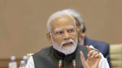 പ്രധാനമന്ത്രി നരേന്ദ്ര മോദി പ്രധാനമന്ത്രി നരേന്ദ്ര മോദി