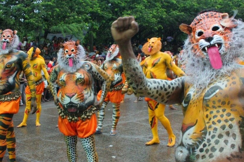  15-ഓളം പുലികളി സംഘങ്ങളുണ്ടായിരുന്നത് സാമ്പത്തിക ബാധ്യത മൂലം ഇപ്പോൾ അഞ്ചെണ്ണമായി ചുരുങ്ങിയിട്ടുണ്ട്.