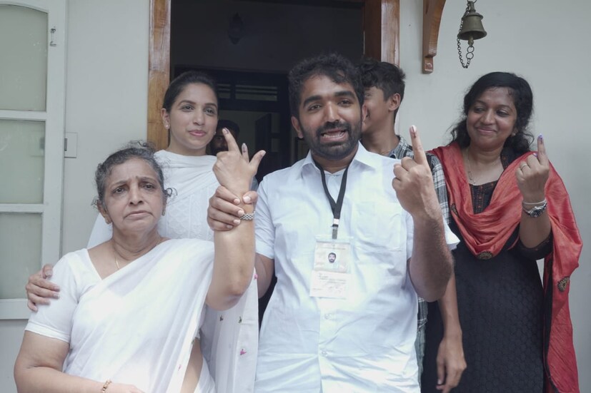  മുന്‍ മുഖ്യമന്ത്രി ഉമ്മന്‍ചാണ്ടിയുടെ നിര്യാണത്തെ തുടര്‍ന്ന് ആസന്നമായ ഉപതെരഞ്ഞെടുപ്പില്‍ അദ്ദേഹത്തിന്‍റെ മകനായ ചാണ്ടി ഉമ്മനെ തന്നെ യുഡിഎഫ് സ്ഥാനാര്‍ഥിയാക്കുകയായിരുന്നു.