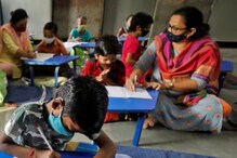 കോഴിക്കോട് വിദ്യാഭ്യാസ സ്ഥാപനങ്ങള്‍ തിങ്കളാഴ്ച തുറക്കും; കണ്ടെയിന്‍മെന്‍റ്  സോണിൽ ഓൺലൈൻ ക്ലാസ് തുടരും