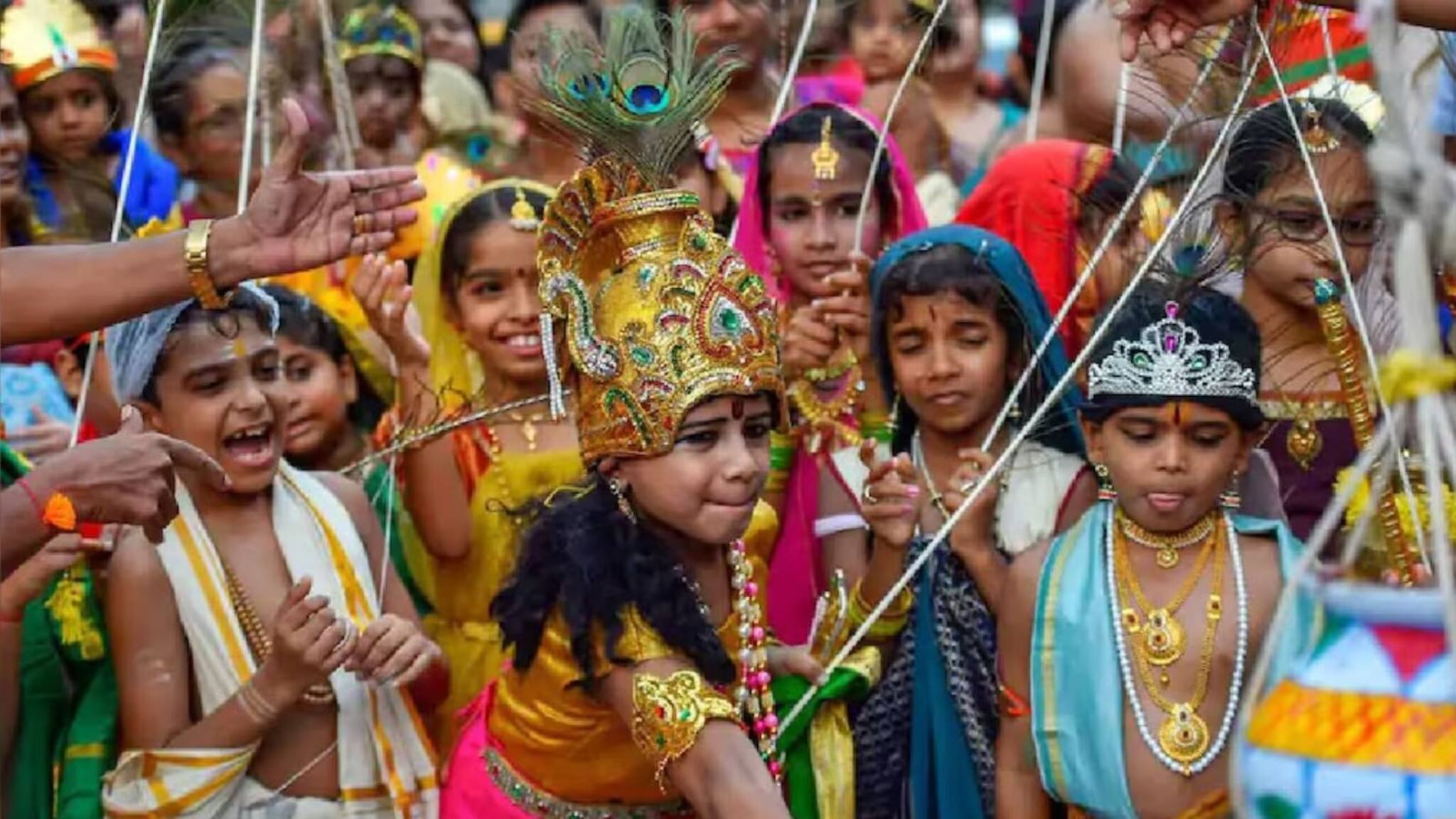 ശ്രീകൃഷ്ണ ജയന്തി ഇന്ന്; നാടെങ്ങും ശോഭായാത്രകൾ; രണ്ടരലക്ഷം കുട്ടികൾ കൃഷ്ണവേഷം കെട്ടും
