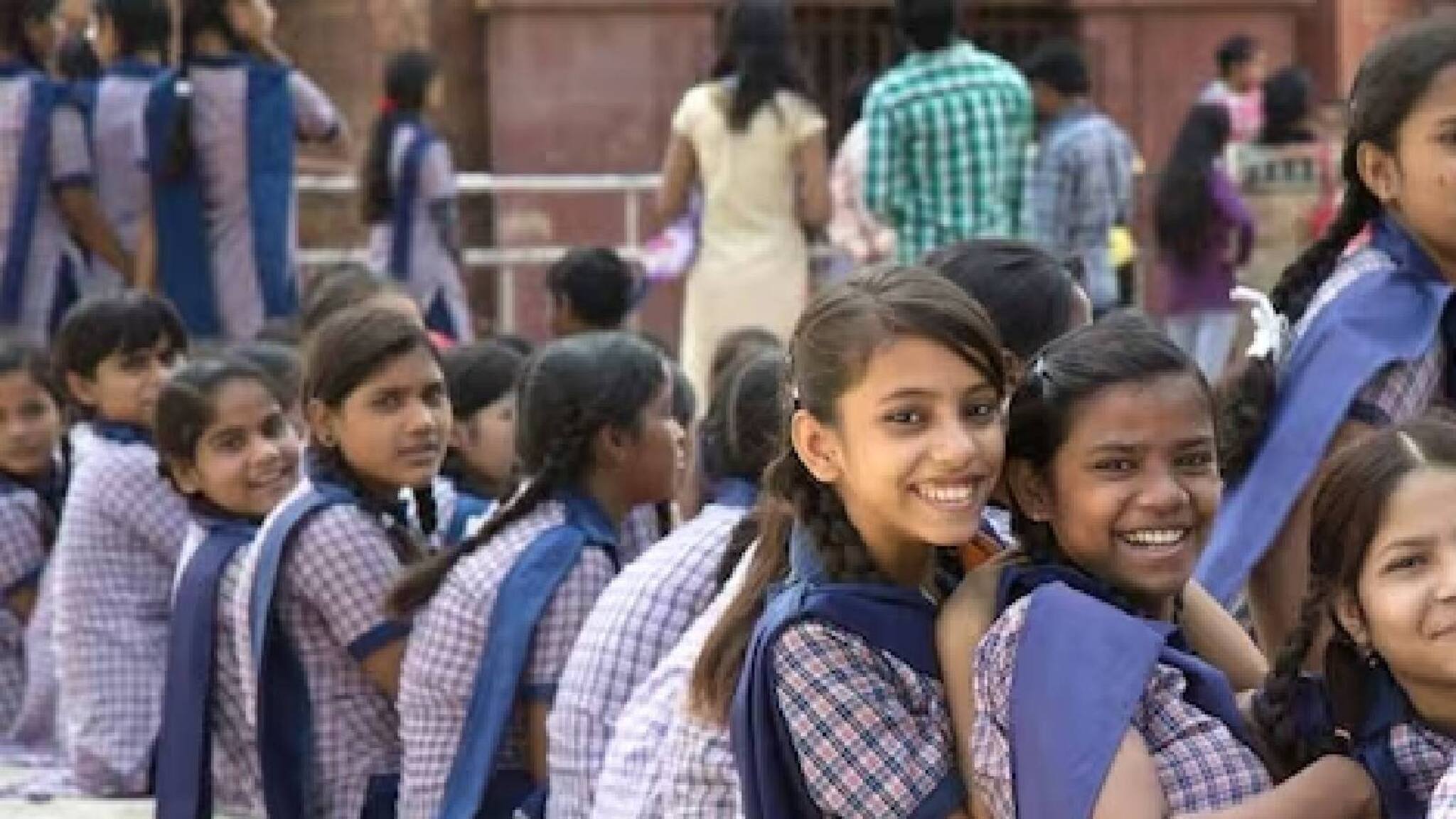 മൂന്ന് ബോര്‍ഡ് എക്‌സാമുകളുമായി കര്‍ണാടക സര്‍ക്കാര്‍; എസ്എസ്എല്‍സി, പിയുസി പരീക്ഷകള്‍ ഒഴിവാക്കുന്നു