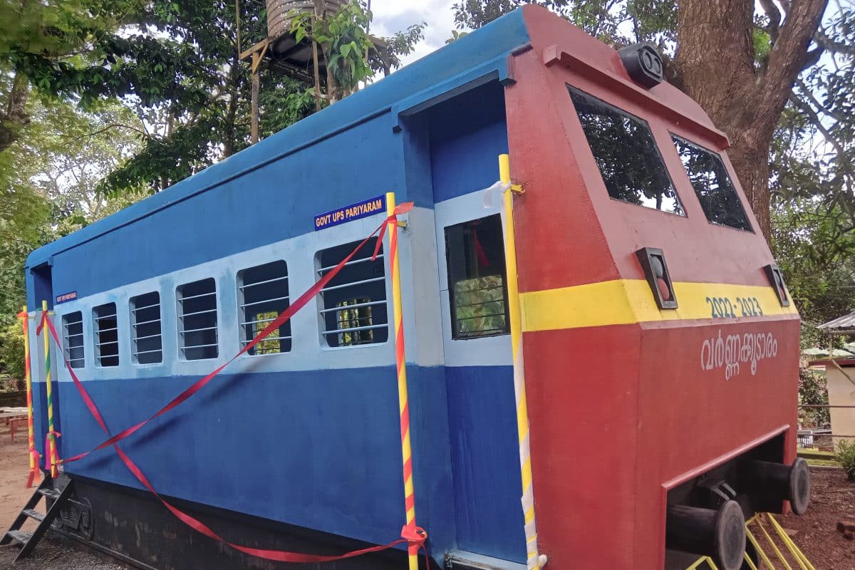 കുട്ടികൾക്ക് "വർണ്ണക്കൂടാര"മൊരുക്കുന്ന പരിയാരം യു. പി. സ്കൂൾ 