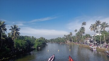 മീനച്ചലാറ്റിലാണ്