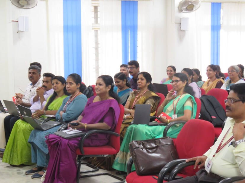  ഗവൺമെൻറ് തലത്തിലെ സെൻസിറ്റീവ് ആയ ഡാറ്റ ഉത്തരവാദിത്തത്തോടെ ഉപയോഗിക്കേണ്ടതിന്റെ ആവശ്യകതയും പരിശീലനത്തിൽ ചർച്ച ചെയ്തു. 